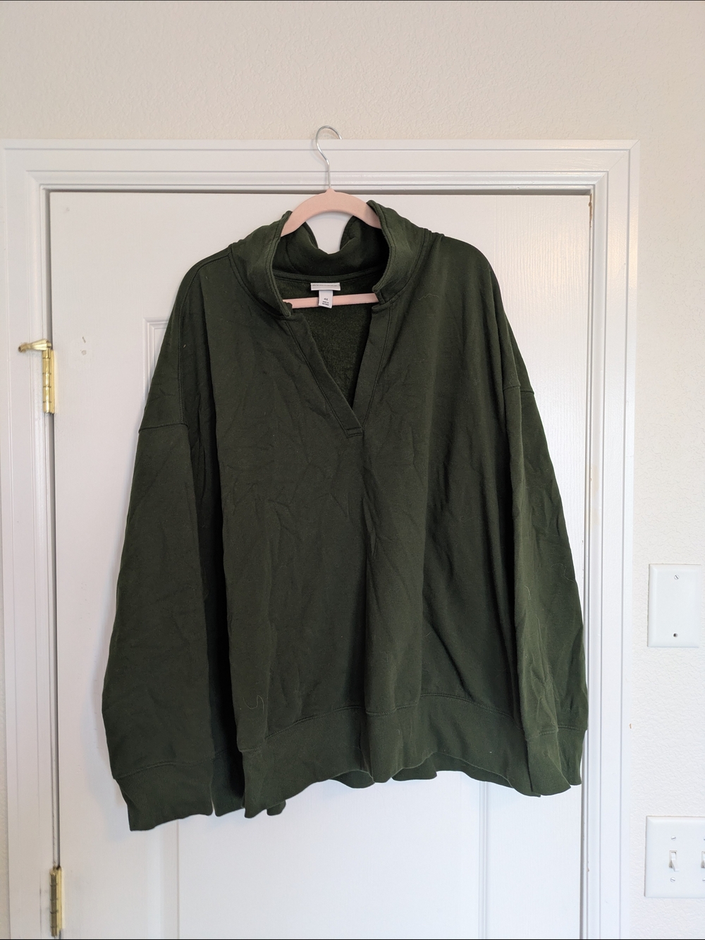 Ava & Viv Olive V-Neck Pullover